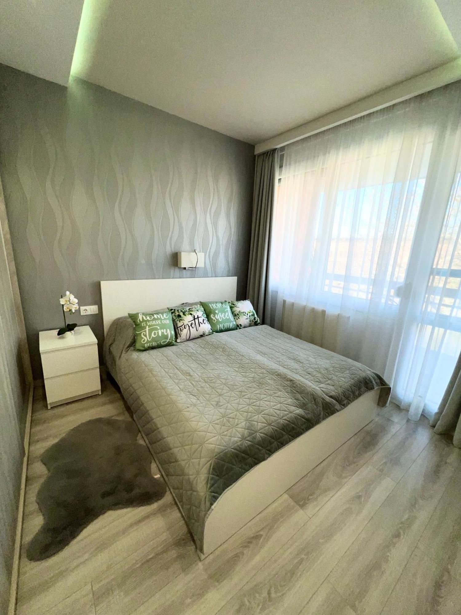 Downtown Dream Apartmans Сегед Екстер'єр фото