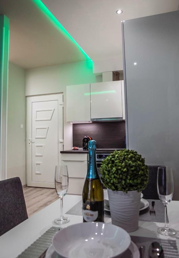 Downtown Dream Apartmans Сегед Екстер'єр фото