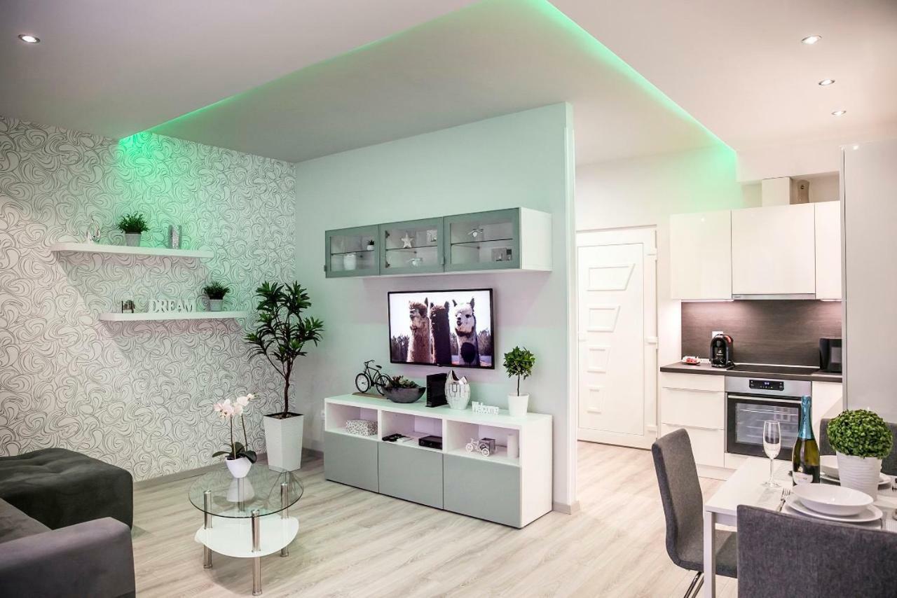 Downtown Dream Apartmans Сегед Екстер'єр фото