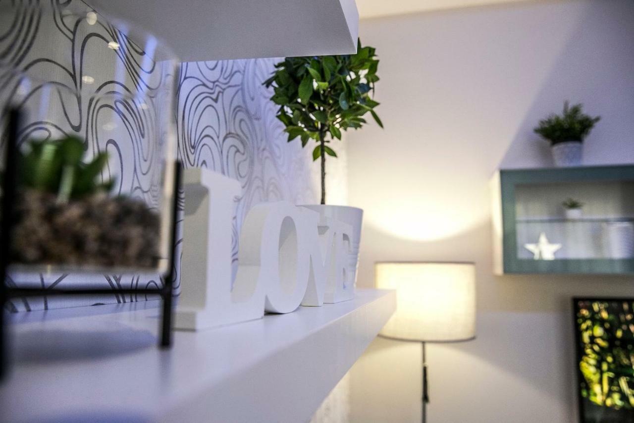 Downtown Dream Apartmans Сегед Екстер'єр фото