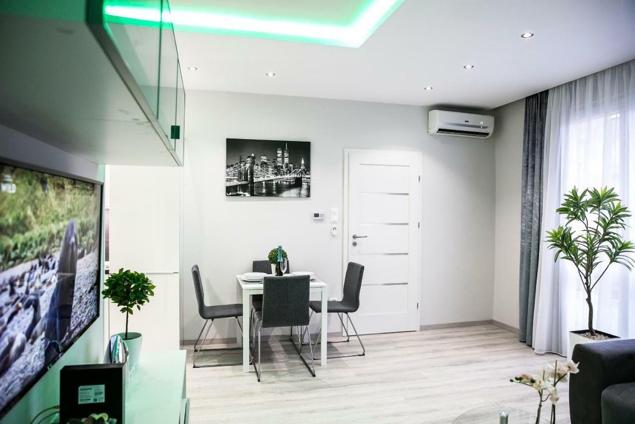 Downtown Dream Apartmans Сегед Екстер'єр фото
